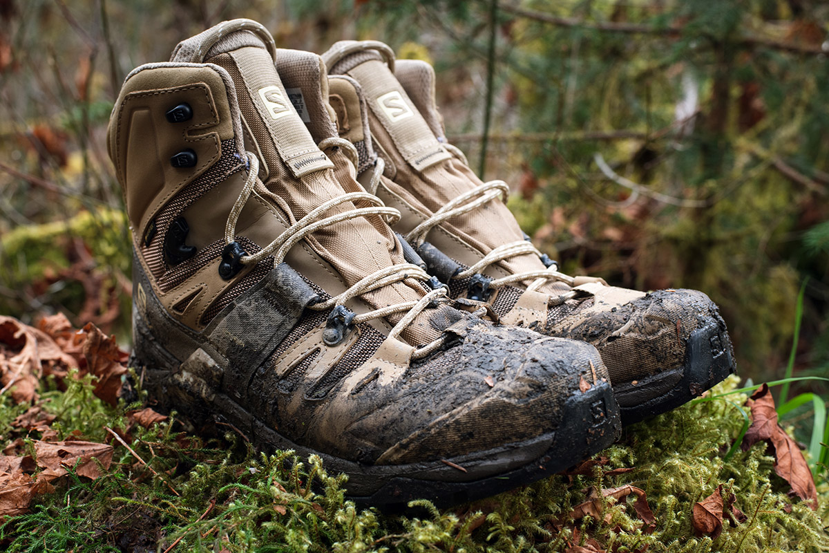 Salomon cosmic 4d 2 gtx deals waterproof men's hiking boots black